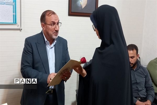 دیدار جمعی از معلمین شهرستان نظرآبادی با نماینده مجلس شورای اسلامی نظرآباد