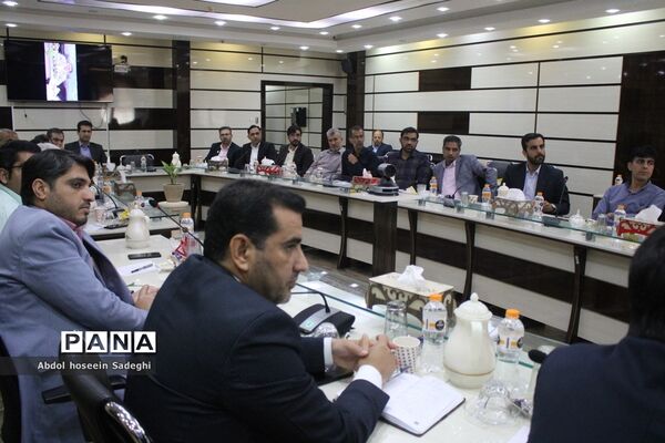 نشست توجیهی امتحانات نهایی خرداد 1402 در بوشهر