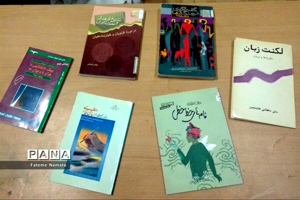 آخرین نشست کتاب خوان سال تحصیلی ۱۴۰۲-۱۴۰۱ در دبیرستان شایستگان ملارد