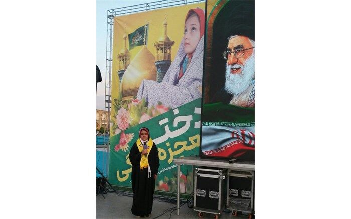 جشن بزرگ 40 هزار نفری دانش‌آموزان دختر در میدان امام اصفهان/فیلم