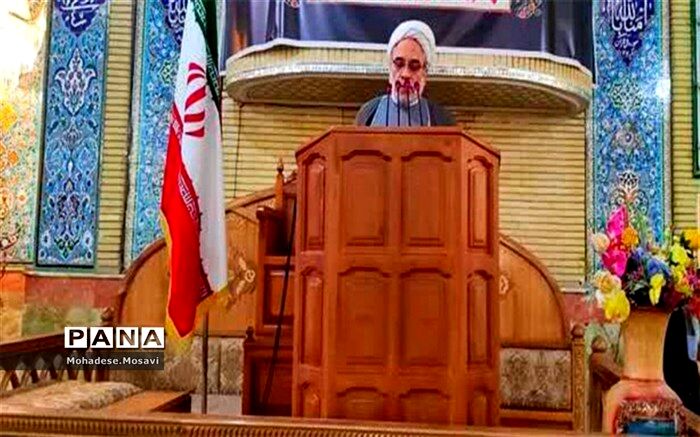 وجود دختر در خانواده منشأ برکت است