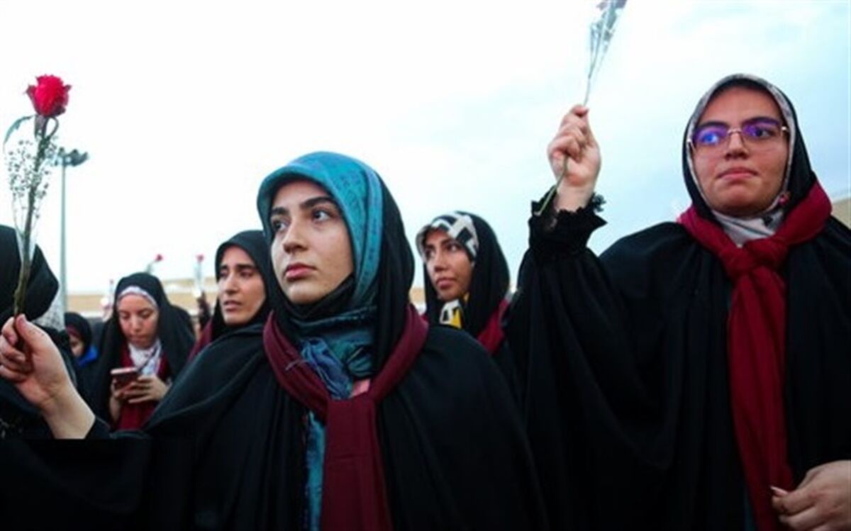 گردهمایی دختران دانشجوی سراسر کشور در حرم حضرت معصومه(س)