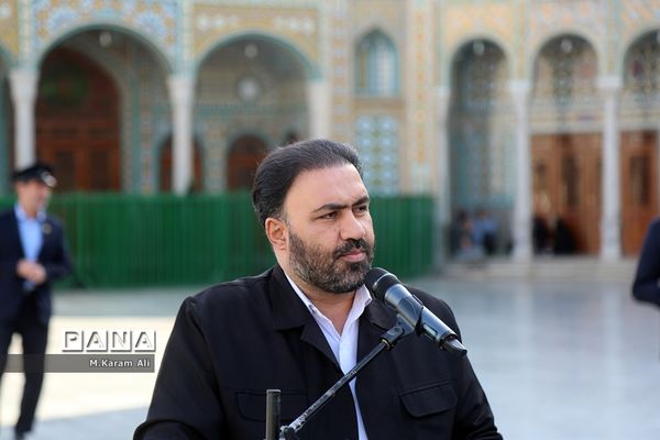 ِآیین جاروکشی حرم کریمه اهل بیت(س)