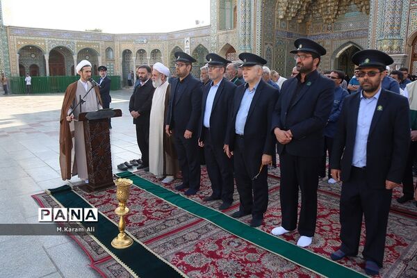 ِآیین جاروکشی حرم کریمه اهل بیت(س)