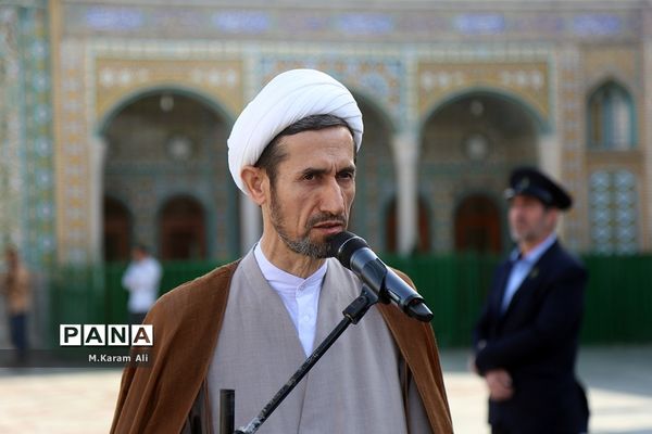 ِآیین جاروکشی حرم کریمه اهل بیت(س)