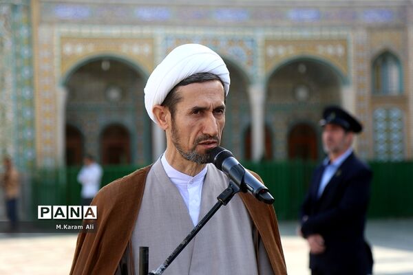 ِآیین جاروکشی حرم کریمه اهل بیت(س)