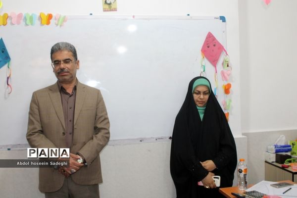 بازدید معاون پرورشی و فرهنگی اداره‌کل آموزش و پرورش استان بوشهر از مسابقات قرآن خواهران فرهنگی