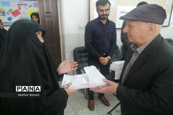 آیین افتتاحیه طرح «دوستی با یار مهربان» در آموزش و پرورش ناحیه یک قم