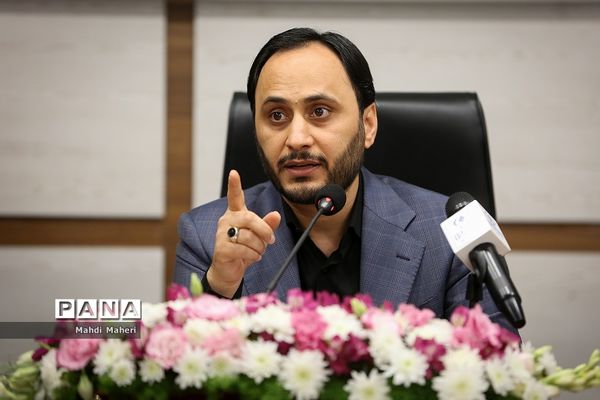 بازدید سخنگوی دولت از خبرگزاری پانا