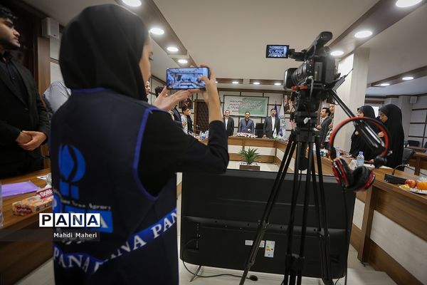 بازدید سخنگوی دولت از خبرگزاری پانا