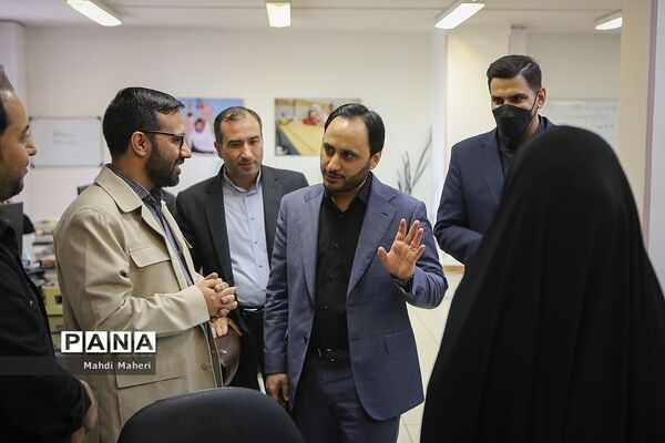 بازدید سخنگوی دولت از خبرگزاری پانا