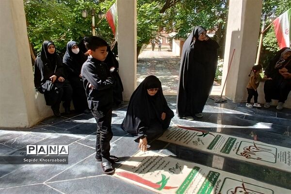 زیارت قبور شهدای گمنام پاکدشت