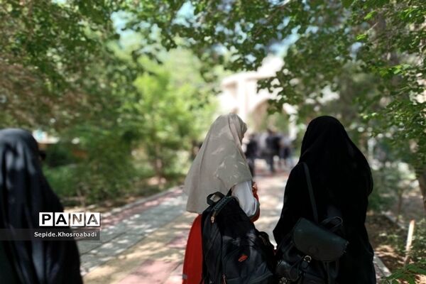 زیارت قبور شهدای گمنام پاکدشت