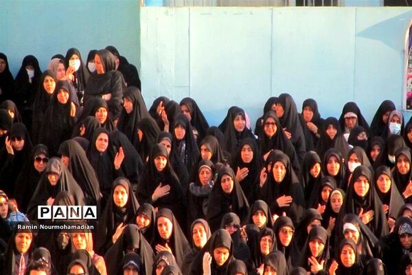 مراسم عزاداری شهادت حضرت امام جعفر صادق(ع) در دبیرستان دخترانه شهدای سیزده آبان منطقه ۹ تهران