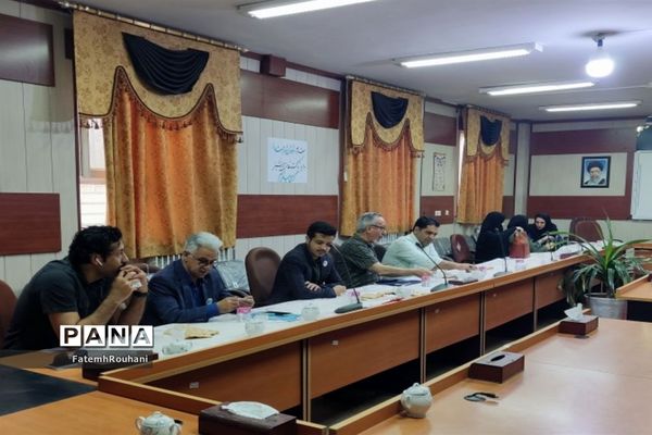 حضور داوران استانی جشنواره فرهنگی هنری امید فردا در خلیل‌آباد