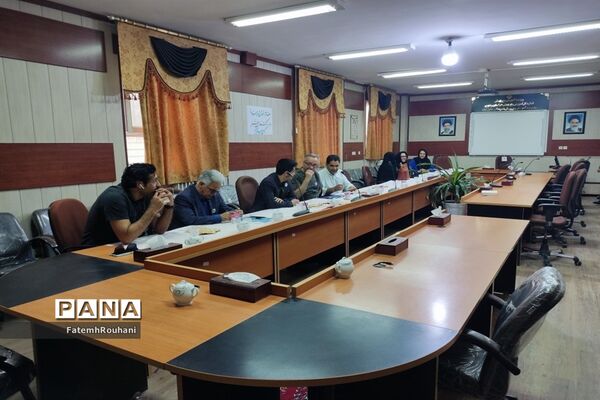 حضور داوران استانی جشنواره فرهنگی هنری امید فردا در خلیل‌آباد