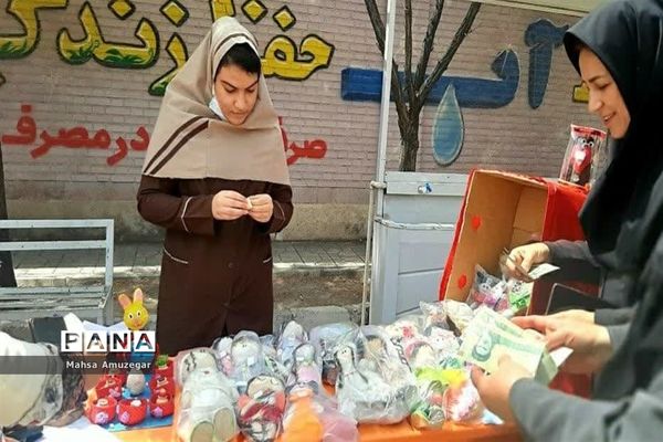 برگزاری جشنواره نوجوان خوارزمی محور بازارچه درآموزشگاه شرافت اسلامشهر