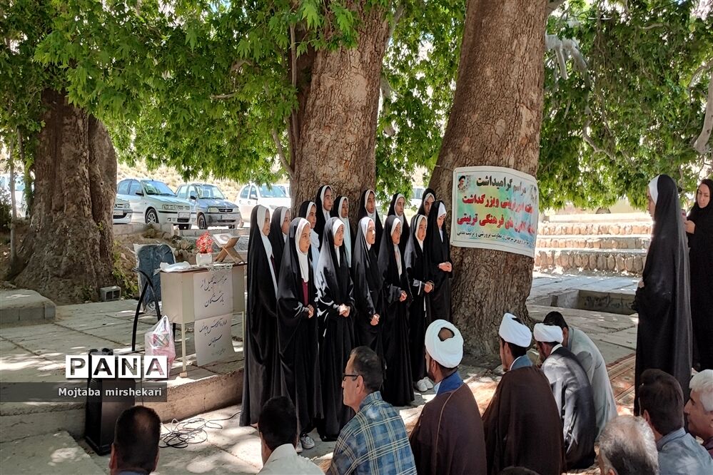 پاسداشت هفته امور تربیتی و بزرگداشت کانون‌های فرهنگی در سرچهان