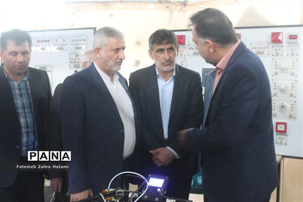 افتتاح بازارچه کسب و کار دانش‌آموزی در نمایشگاه بین المللی گیلان