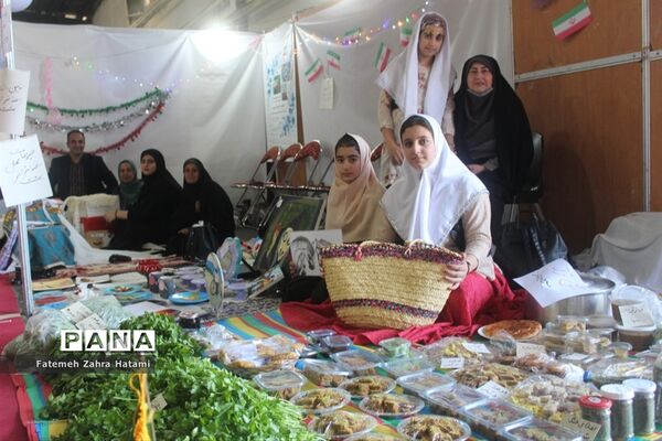 افتتاح بازارچه کسب و کار دانش‌آموزی در نمایشگاه بین المللی گیلان