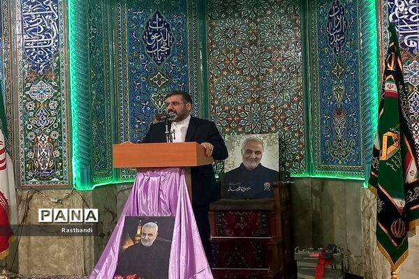 حضور وزیر فرهنگ و ارشاد اسلامی در مسجد احباب الحسین(ع)