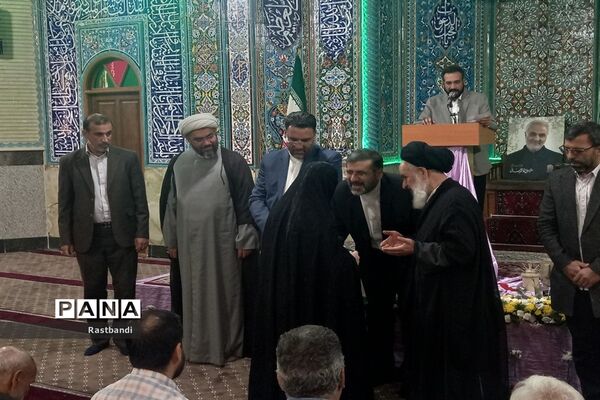 حضور وزیر فرهنگ و ارشاد اسلامی در مسجد احباب الحسین(ع)