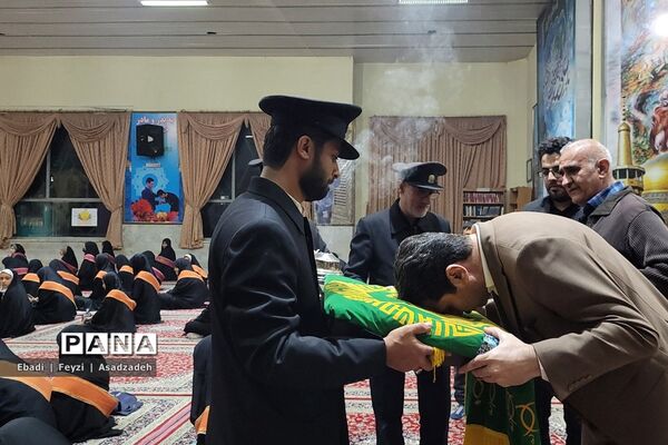 دانش‌آموزان زیارت اولی آذربایجان غربی در مشهد مقدس