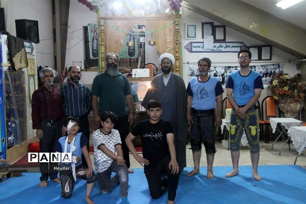 مراسم تجلیل از هیات زورخانه و کشتی پهلوانی شهرستان برخوار