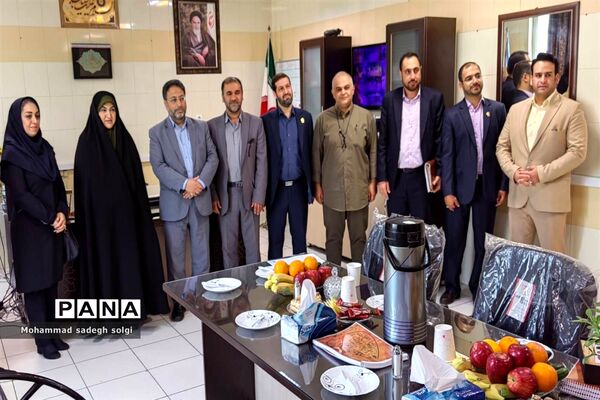 یازدهمین نمایشگاه دستاوردهای دانش‌آموزی دبیرستان علامه حلی۴ در منطقه ۱۴