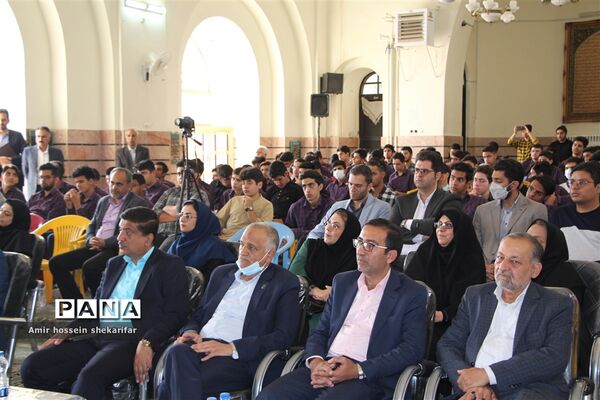 نواختن زنگ زبان فارسی در مدارس استان یزد
