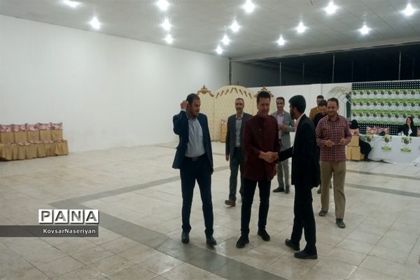 برگزاری هشتمین‌ جشنواره بومی محلی‌ تاک‌پلو در شهرستان خلیل‌آباد