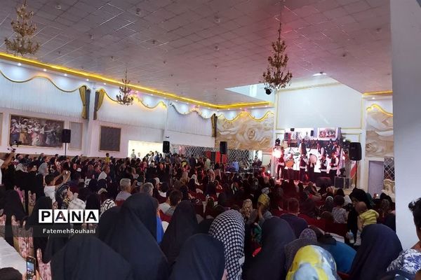 برگزاری هشتمین‌ جشنواره بومی محلی‌ تاک‌پلو در شهرستان خلیل‌آباد