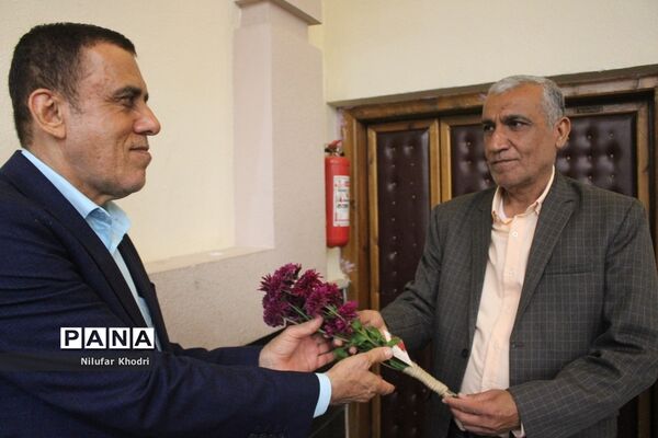 جشن الفبای مجتمع آموزشی و تربیتی پیشتازان بوشهر