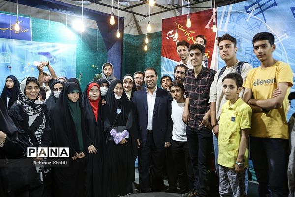 بازدید سرپرست وزارت آموزش و پرورش از نمایشگاه کتاب تهران