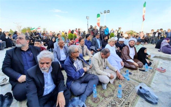 فرهنگ ایثار و شهادت؛ نیروی مجاهدان در مقابله با استکبار جهانی است