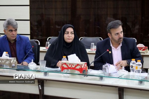 جلسه شورای معاونان آموزش و پرورش استان بوشهر