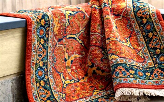 رونمایی از ۳۲ قطعه فرش تاریخی در موزه ملی فرش