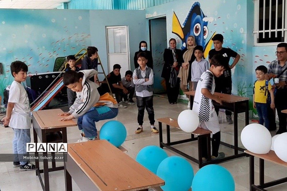 برگزاری مسابقه پدر و پسر در دبستان برهان علم ناحیه یک بهارستان