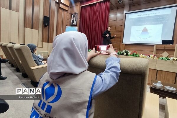 برگزاری دوره توانمندسازی مراقبان سلامت در اردوگاه شهید منتظری شهریار