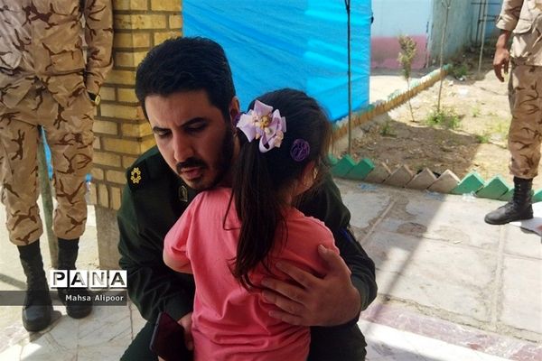 برگزاری جشن روز دختر در سالن ورزشی هفت تیر شهرستان قرچک