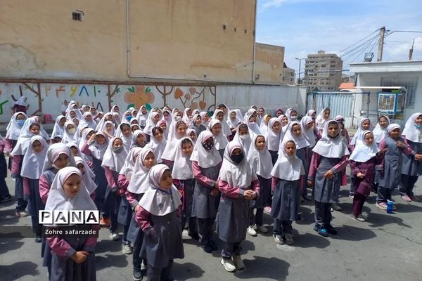 مراسم روز دختر و ولادت حضرت معصومه(س) در دبستان پروین اعتصامی رودهن