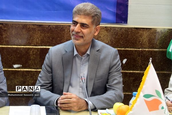 جلسه ستاد آزمون‌های استان در خانه معلم