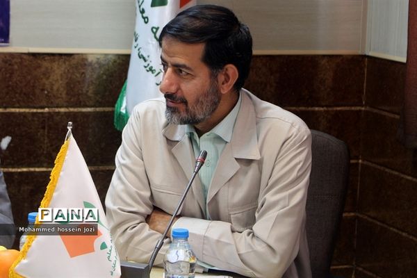 جلسه ستاد آزمون‌های استان در خانه معلم