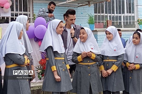 مراسم روز دختر در مدرسه دخترانه ریحانه‌النبی شهرستان قرچک‌