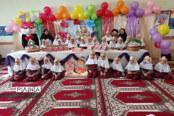حضور خادمان حرم حضرت معصومه‌ در جمع دختران دبستان فاطمه کریمه شهرستان قدس