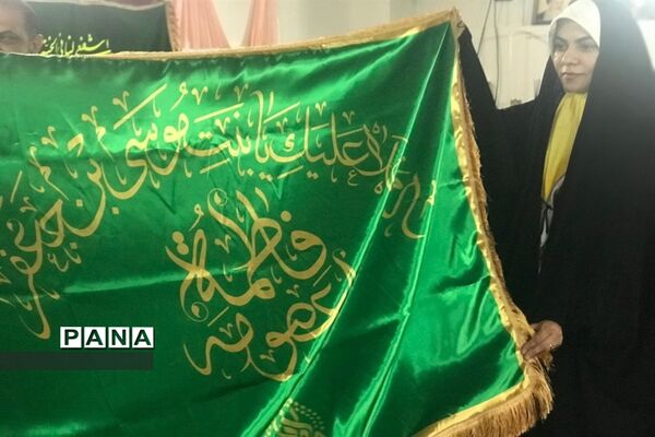 حضور خادمان حرم حضرت معصومه‌ در جمع دختران دبستان فاطمه کریمه شهرستان قدس
