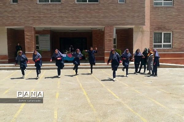 جشن روز دختر در دبستان برکت آبعلی  رودهن