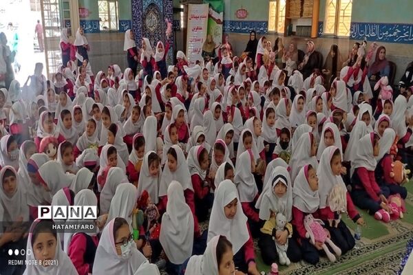 جشن میلاد بانوی کرامت در مدارس منطقه چهاردانگه