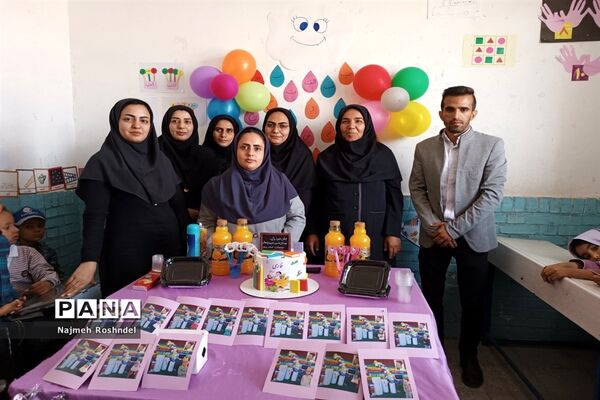 جشن الفبا کلاس اولی‌ها در دبستان سعیدی