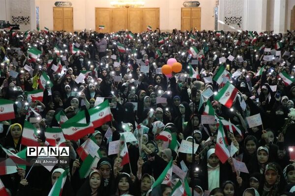 مراسم جشن دختران و دهه کرامت در حرم حضرت معصومه(س)